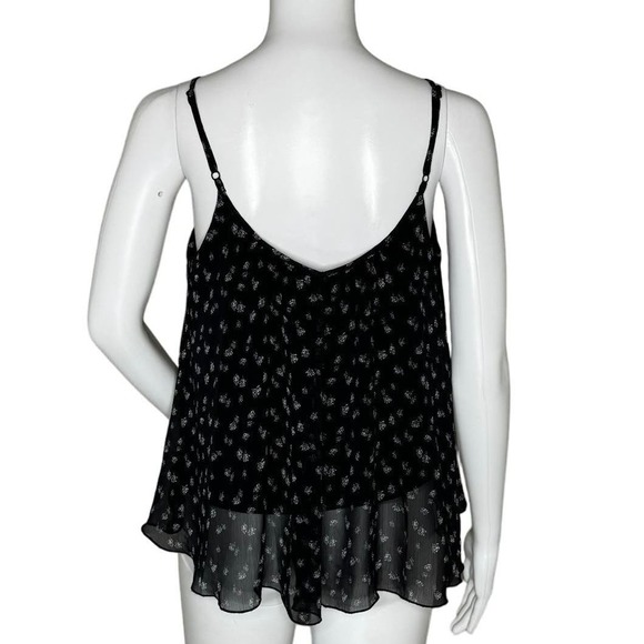 Express Shirt Womens Medium Black White Floral Flower Blouse Casual Romantic - Picture 4 of 8